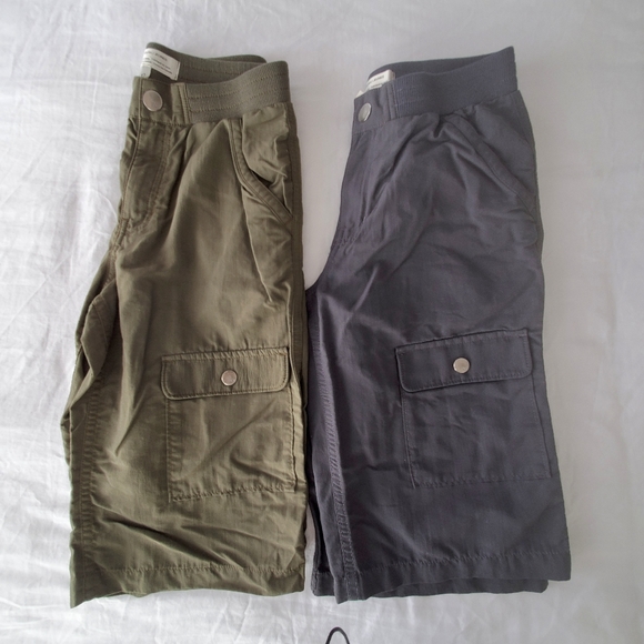 MEC Outdoor Shorts x 2, Boys, Size 12 Youth - Picture 4 of 8